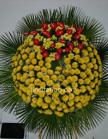 Corona funebre con tipo fiori da concordare
